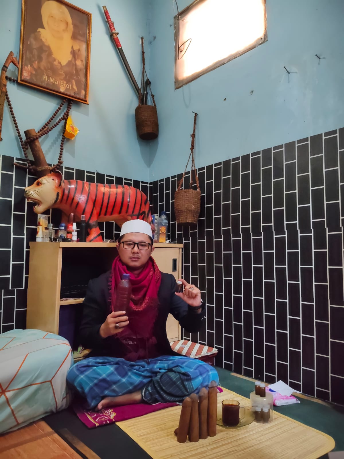 Galeri Klinik Hj. Mak Erot Pondok Gede (4) Galeri Klinik Hj. Mak Erot Pondok Gede (4)